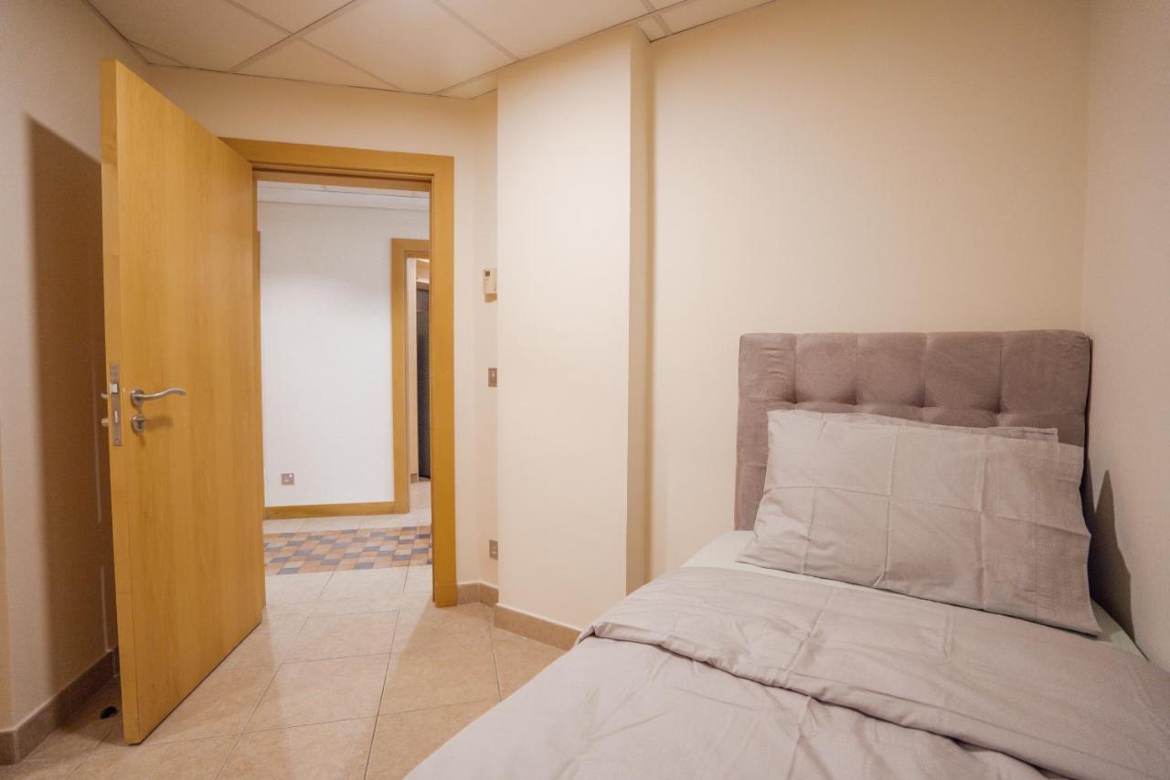 Luxury 4Br Apt - Palm Jumeriah - Beach Club Access Дубай Екстериор снимка
