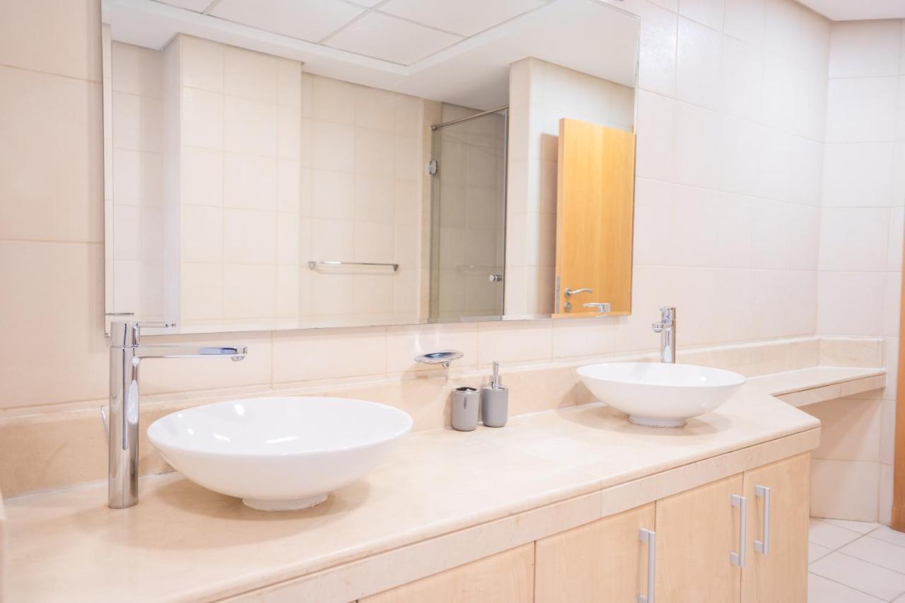 Luxury 4Br Apt - Palm Jumeriah - Beach Club Access Дубай Екстериор снимка