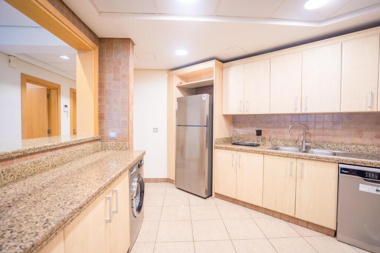 Luxury 4Br Apt - Palm Jumeriah - Beach Club Access Дубай Екстериор снимка
