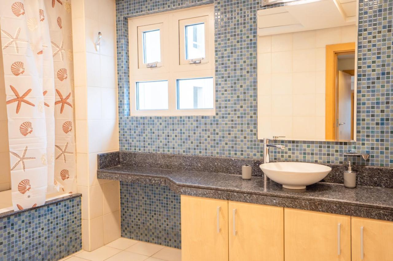 Luxury 4Br Apt - Palm Jumeriah - Beach Club Access Дубай Екстериор снимка
